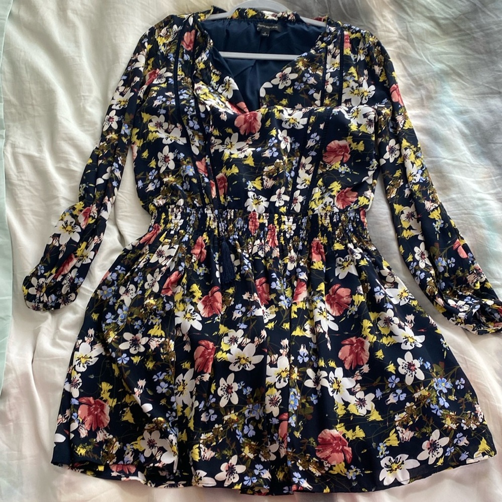 Banana republic floral navy blue dress